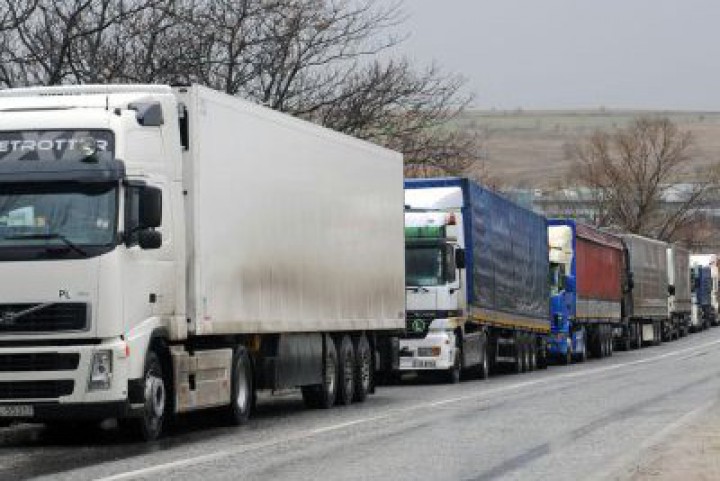 Постигнахме едно балансирано споразумение съобщи Мариан Тисен еврокомисарят по социалните