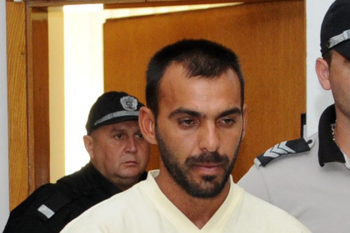 Освен това 28 годишният шофьор няма да има право да управлява