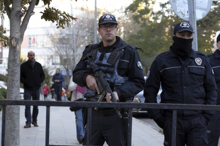 Компанията бе иззета от държавата през 2015 г припомня Ройтерс