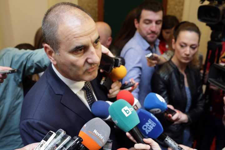 Позицията на правителството е с отворена възможност за промяна на