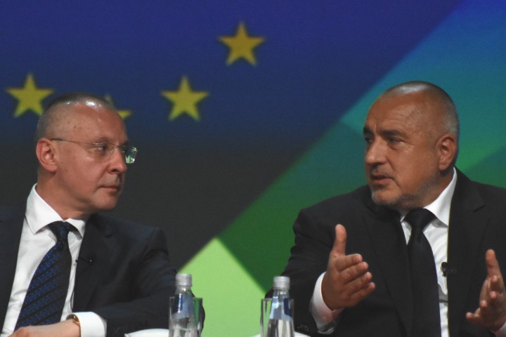 Това призна самият той с уговорката че е в кръга