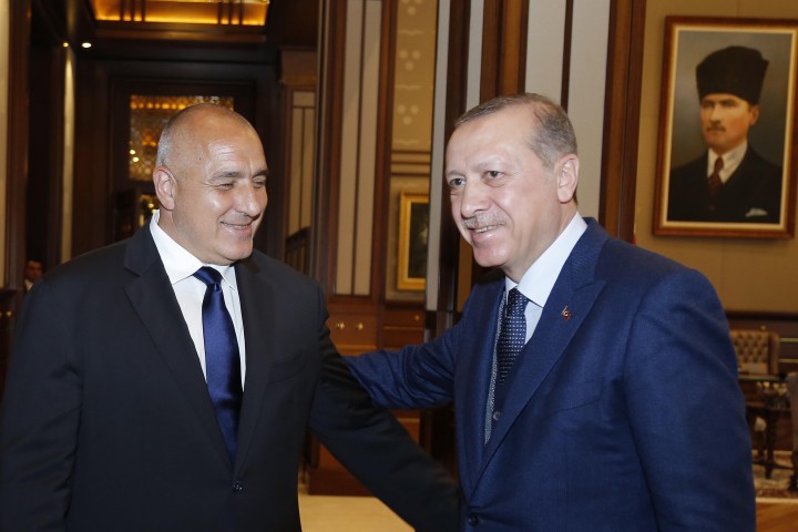 Той коментира това след вчерашната среща на страните от Централна