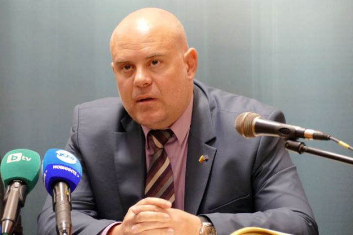 Това съобщи ръководителят на Спецпрокуратурата Иван Гешев Води се разследване