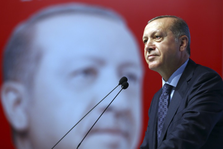 В Турция политическите напрежения съпътстваха началото на учебната година Политическите