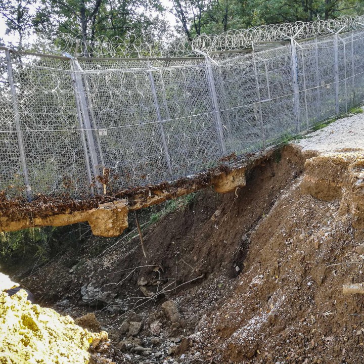 Резултат с изображение за Оградата на границата