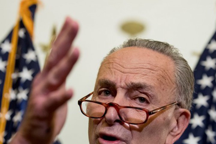 Сенаторът от щата Ню Йорк Чък Шумър обвини президента Доналд