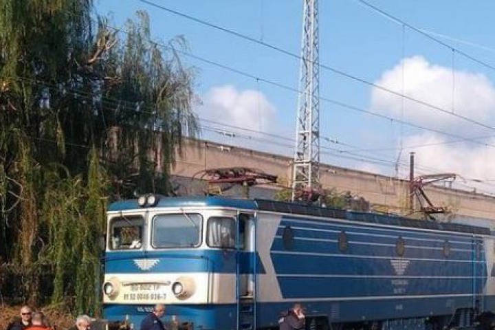 Сигналът за инцидента е подаден около 10 часа съобщиха от