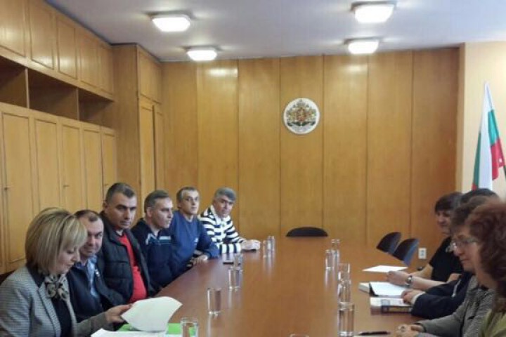 Това стана ясно днес след срещата на националния обществения защитник