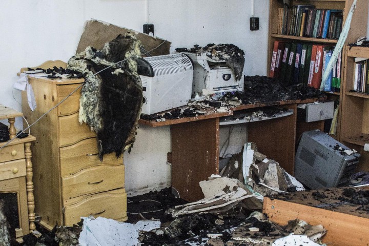 Огънят обаче унищожи една от постройките в която се намират