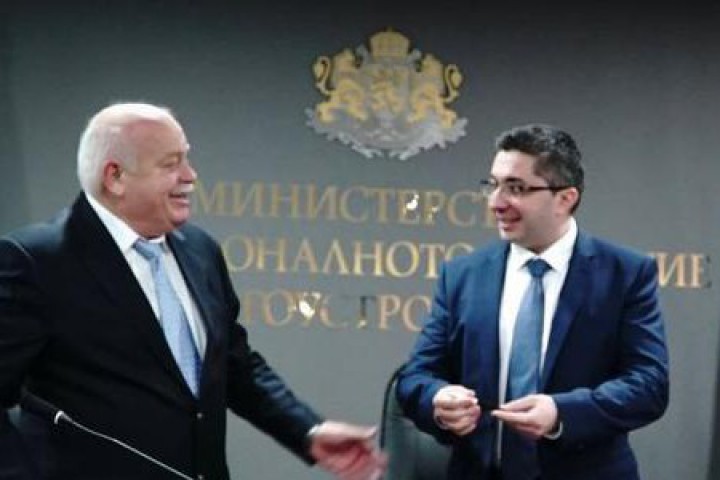 Министър Нанков реши да ни омае допълнително и обещава ли