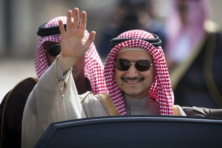 Десетки високопоставени саудитци бяха задържани от началото на ноември по