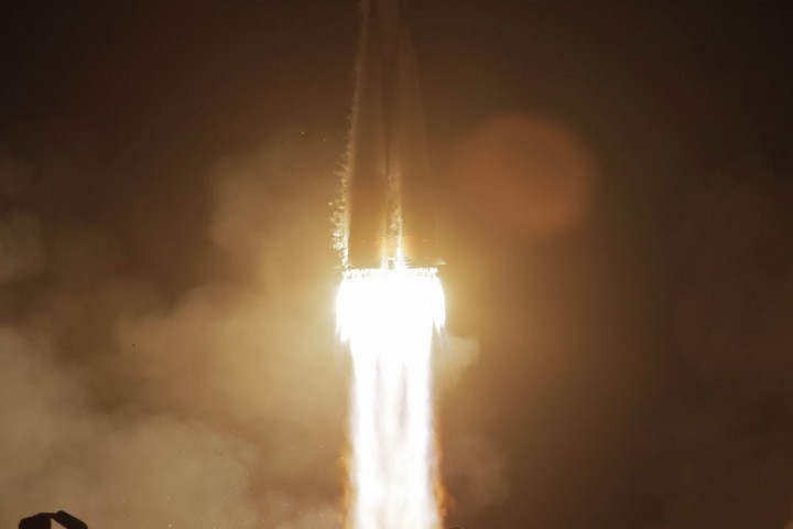 Осъществено е изстрелването на ракета носител Союз ФГ с транспортния пилотиран кораб
