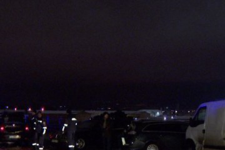 Вероятната причина за инцидента е заледеният и хлъзгав път съобщиха